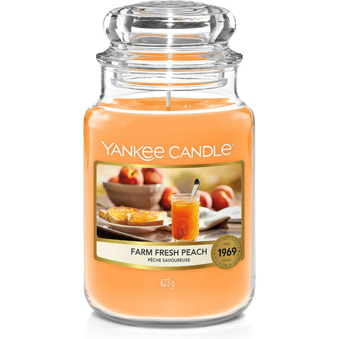 Yankee Candle Medium Jar Arednia Awieca zapachowa Farm Fresh Peach